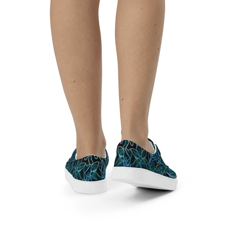 Trippy Floral Teal /Women's Lace-Up Canvas Shoes by Allcolor product image (11)