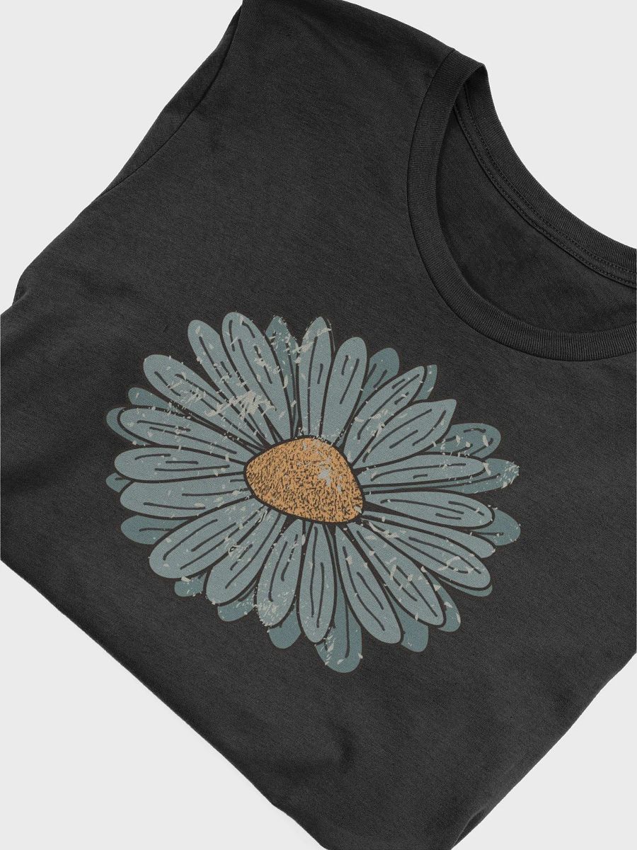 Daisy Flower Shirt Distressed April Birth Month Flower Gift T-Shirt For Her product image (4)