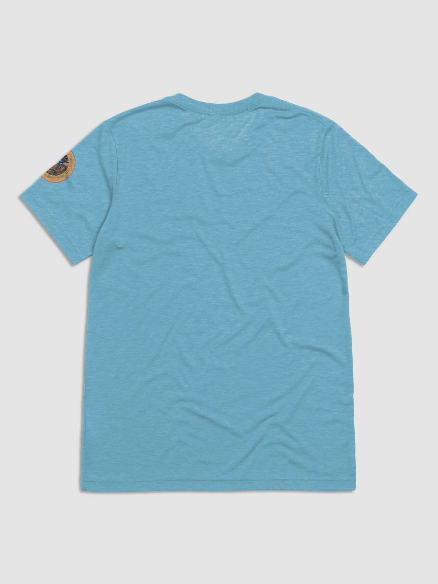 I Live in a World of Magical Realism T-shirt product image (16)