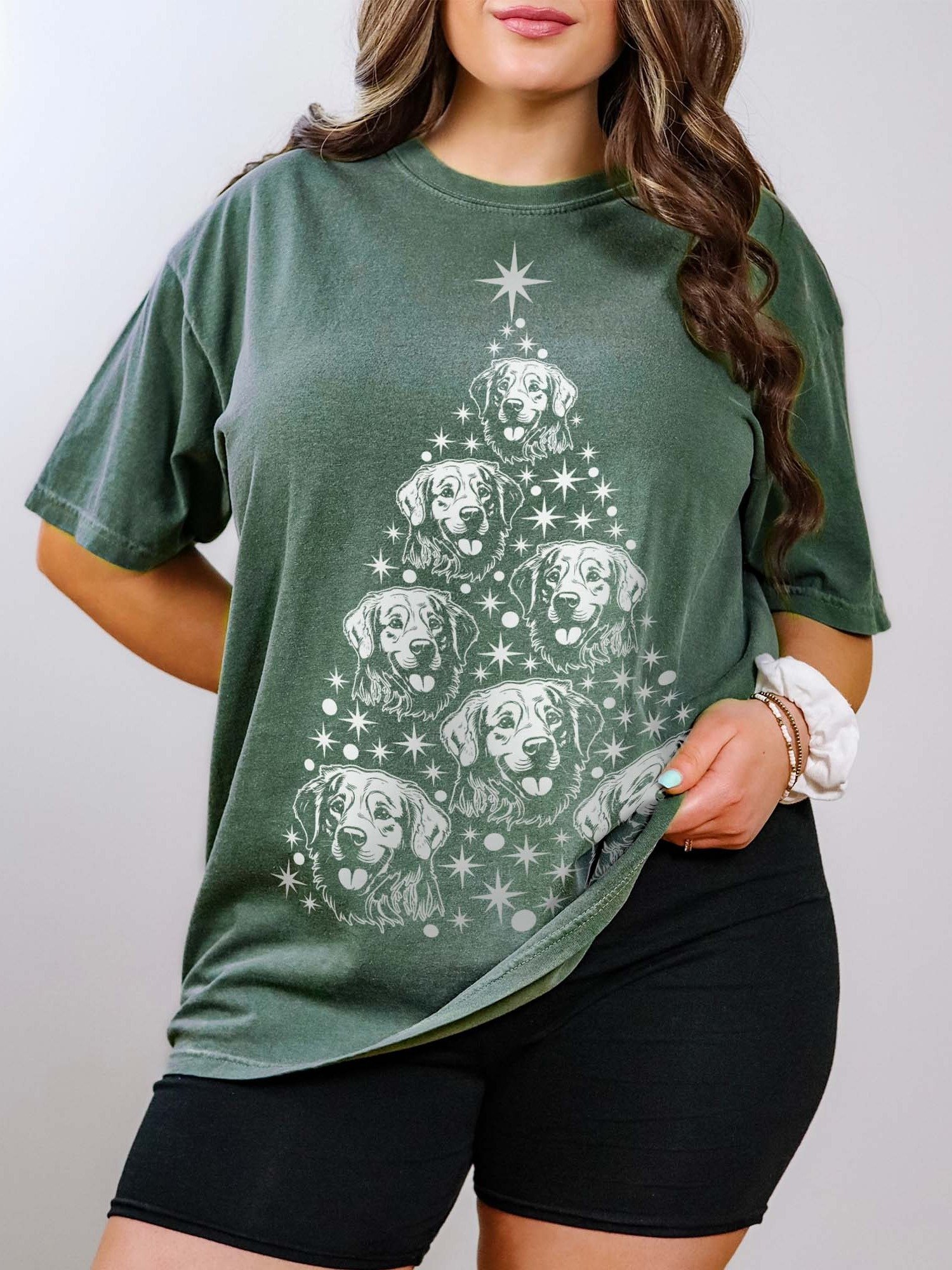 Golden Retriever Christmas Tree T-Shirt product image (1)