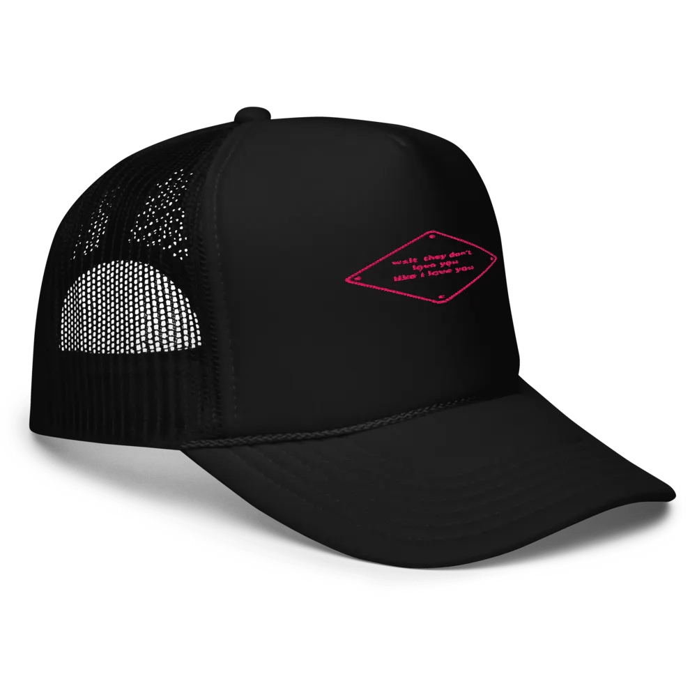 wait they dont love you like i love you product image (3)