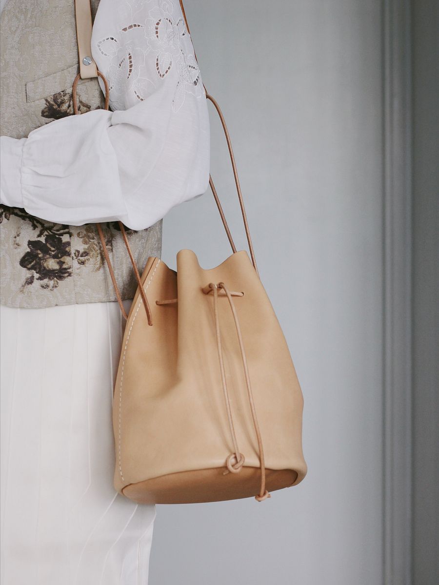 Vegetable Tanned Leather Drawstring Bucket Bag product image (5)