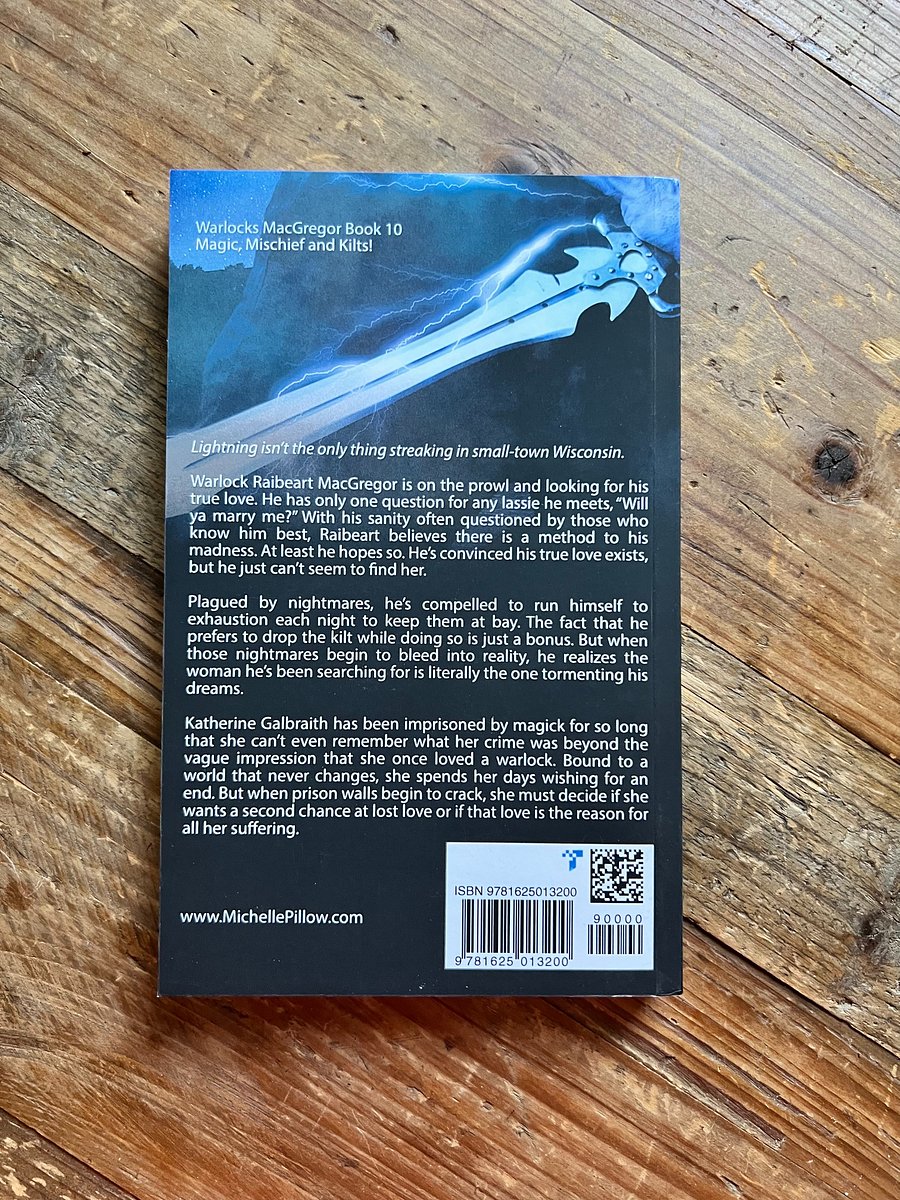SIGNED: A Streak of Lightning (Warlocks MacGregor #10) Paperback product image (4)