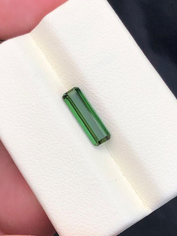 TOURMALINE GEMSTONE FOR RING & PENDANT GREEN EMERALD CUT, 1.80 CARAT product image (1)
