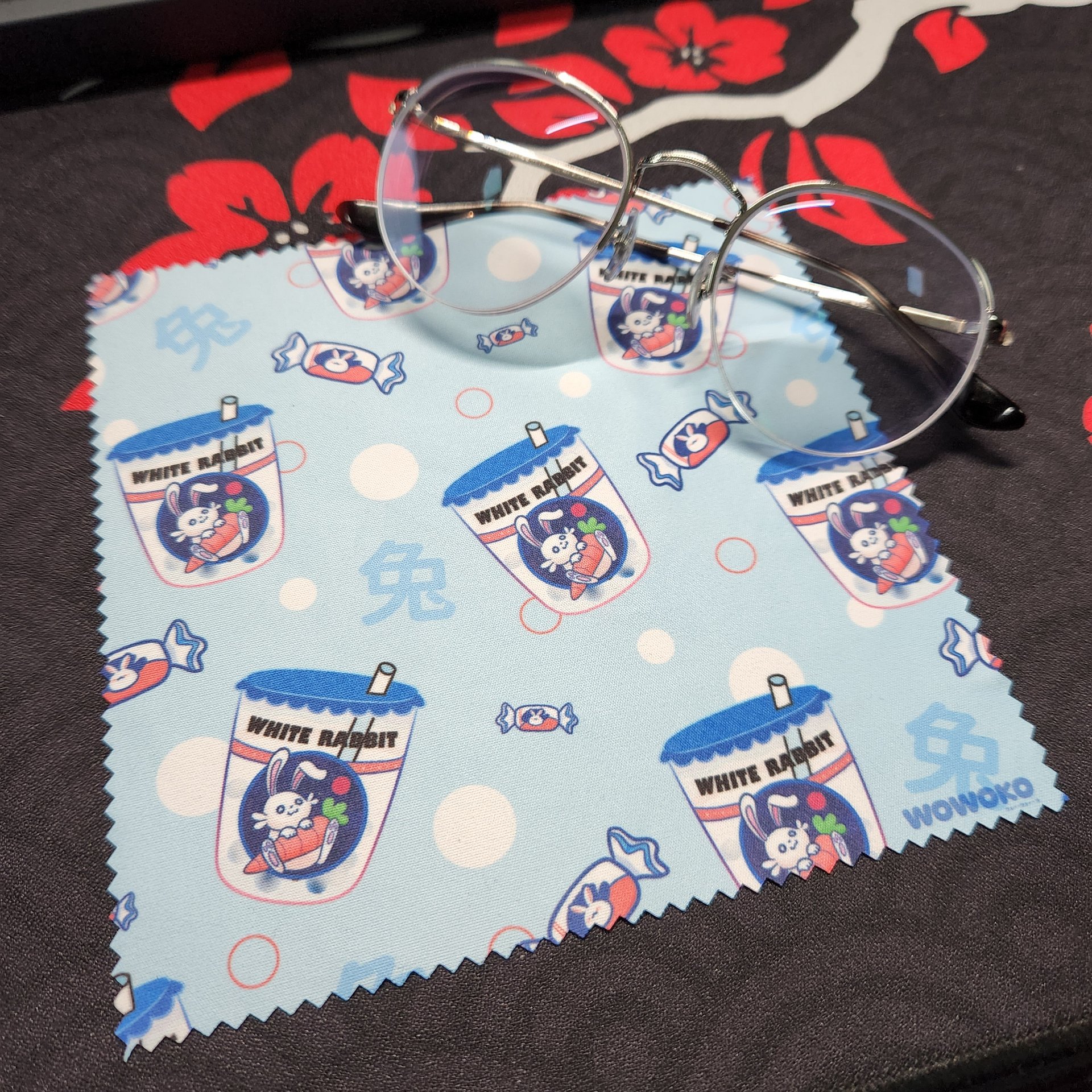 Micro Fiber Cloth - Zodiac Drinks - White Rabbit Candy Milk Tea product image (1)