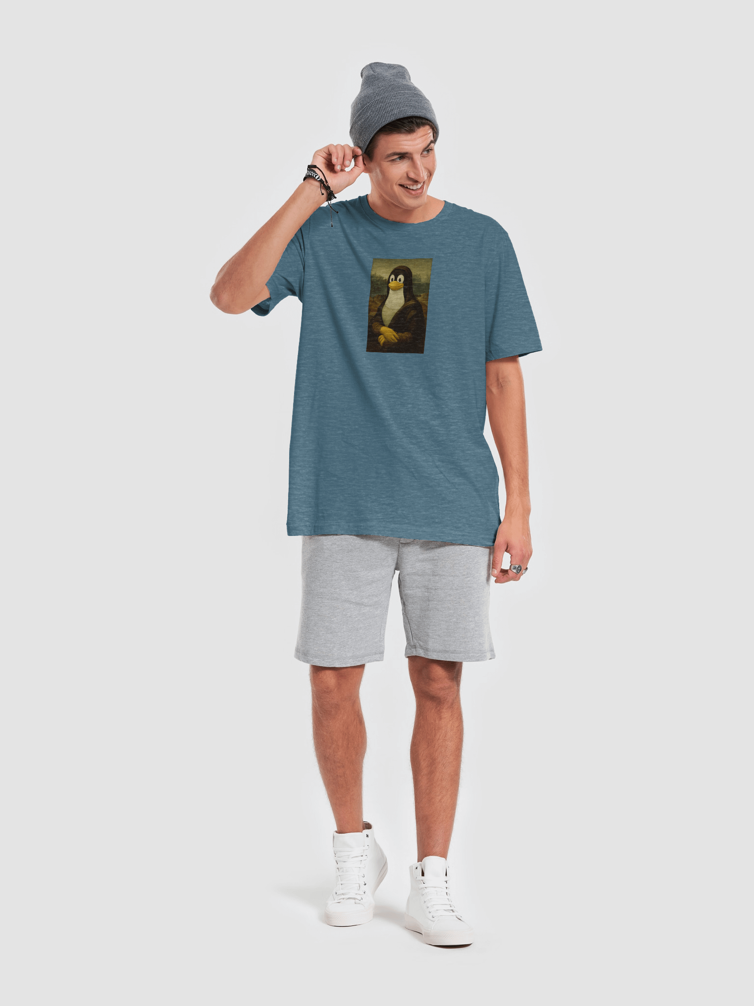 "Mona Tuxa" T-Shirt product image (4)