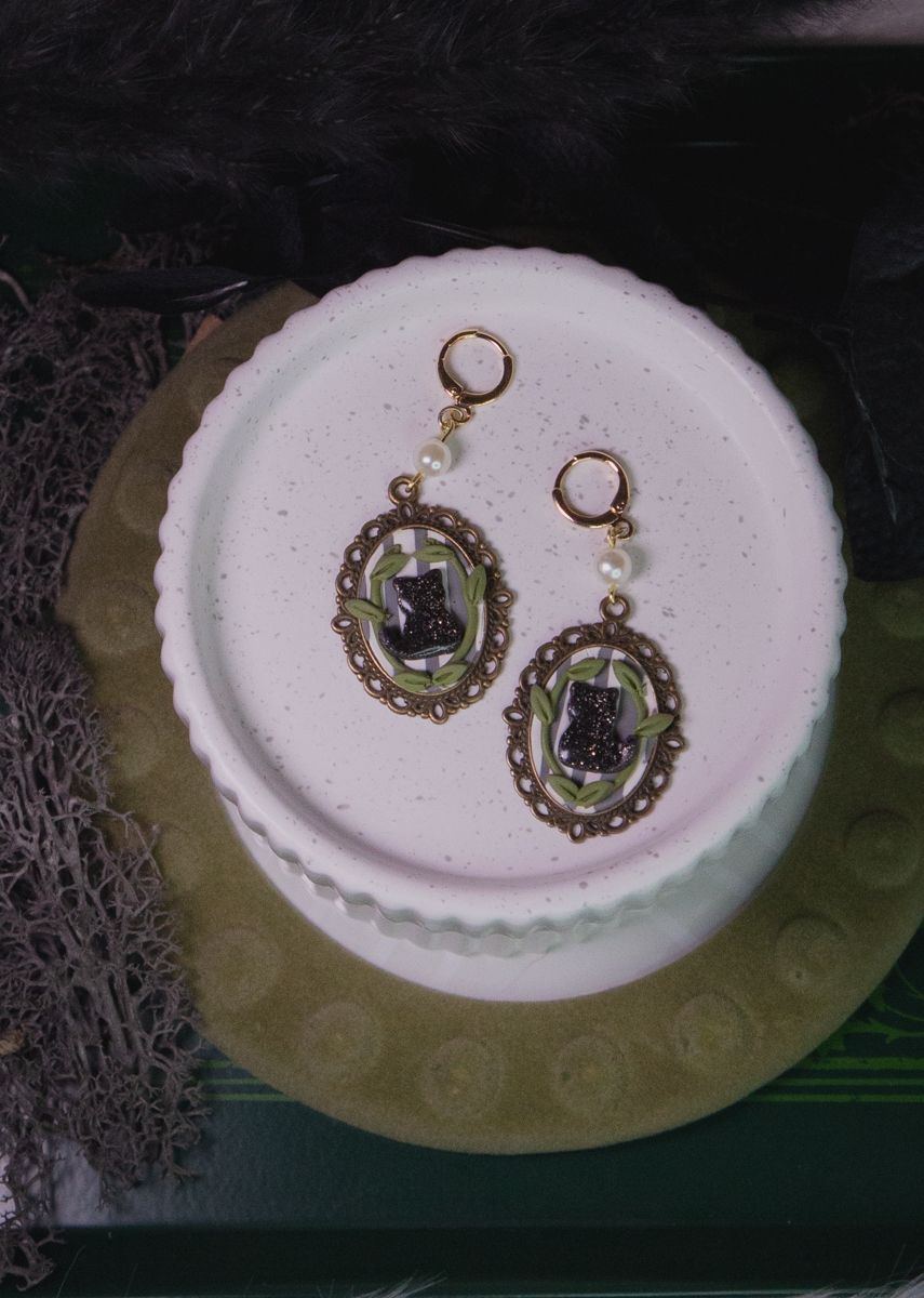 Cat Pendant Dangles product image (1)