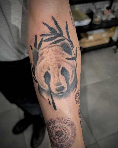 pAndAs, cAve dRawiNgs and vAsEs 

for my bro @yahi_emre 🤘🏼🤘🏼🤘🏼

#panda #pandatattoo #patchwork #patchworktattoo #vasetattoo #...