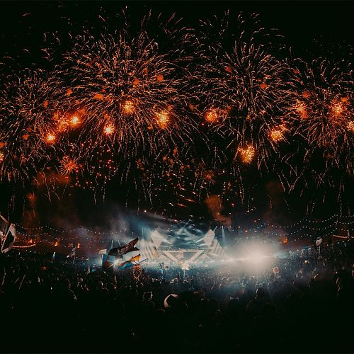 How much fireworks do you want?
Yes 🙂