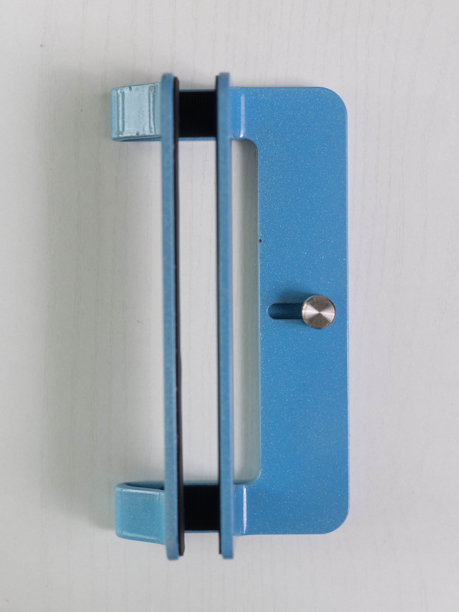 The Smurf Laptop Holder product image (3)