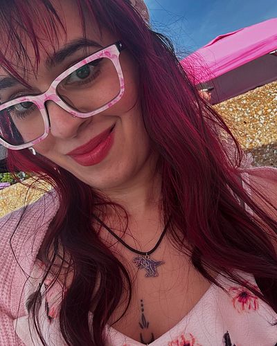 Out here at St.Charles Flea and Artisan Market 
Come see me 8am-1pm 🥰

#art #abstractart #artvendor #stcharlesfleaandartisanm...