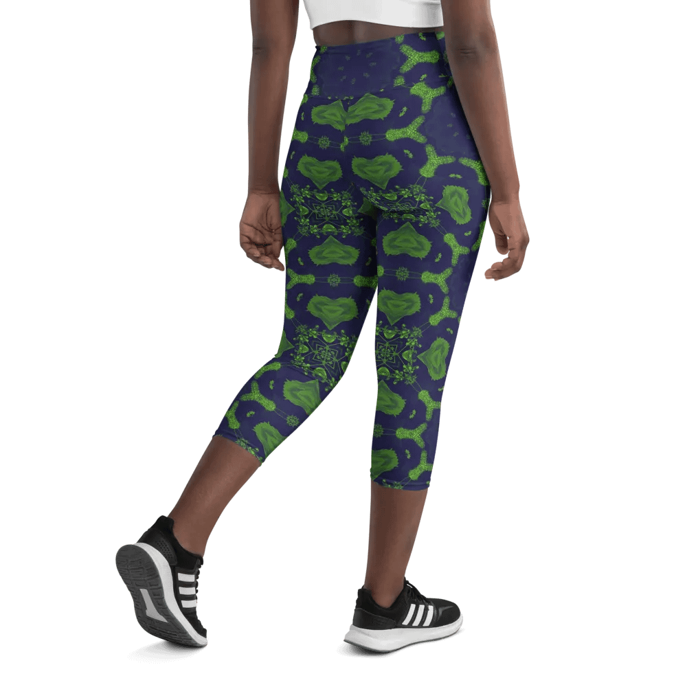 Tropical Vibe Capri Leggings product image (9)