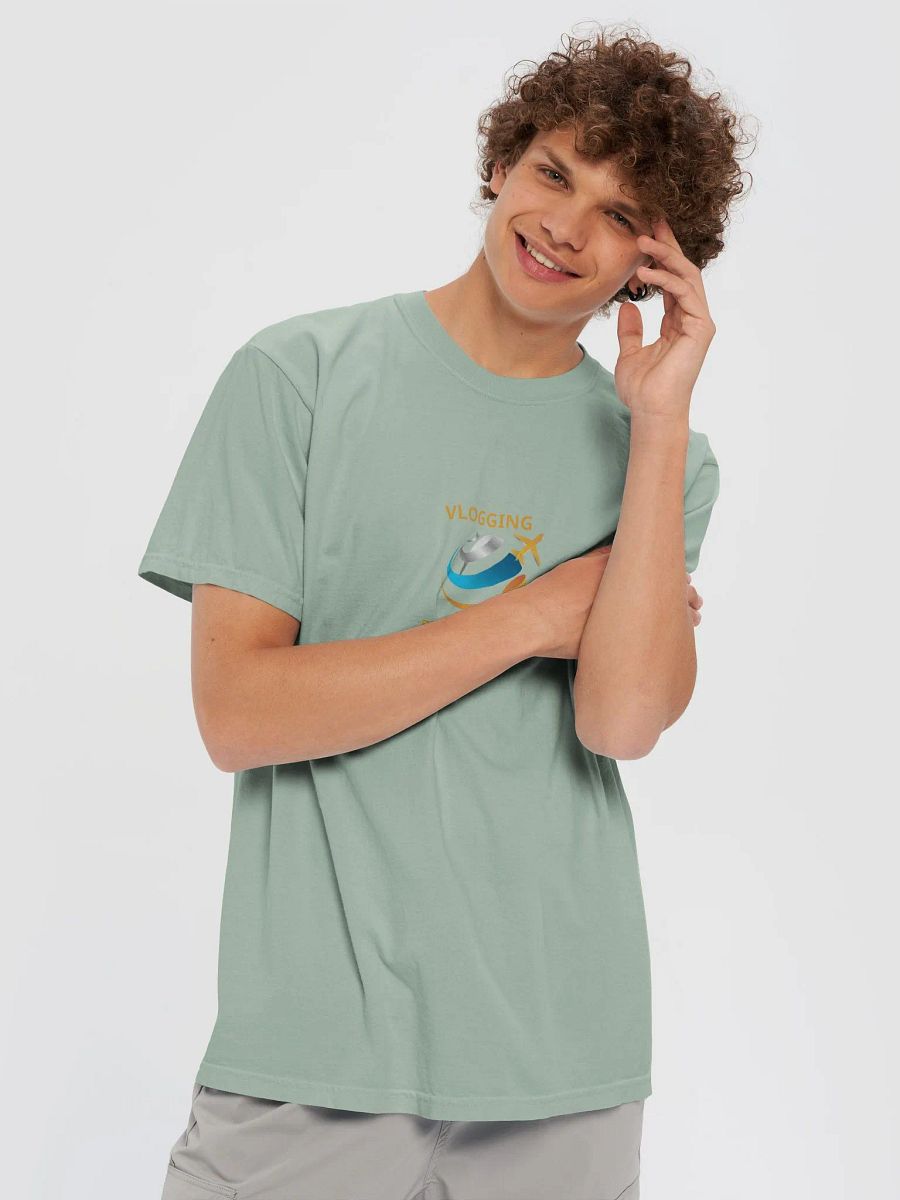 Tee product image (22)