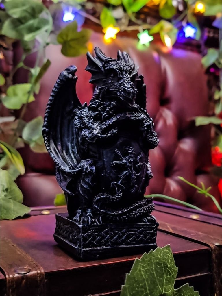 The Armored Kingdom Draconian Shield Guardian of the Realm Drgaon Statue product image (5)