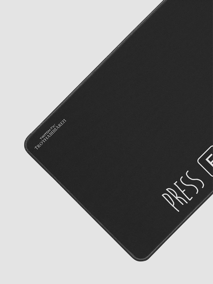 Desk Mat L: Press 