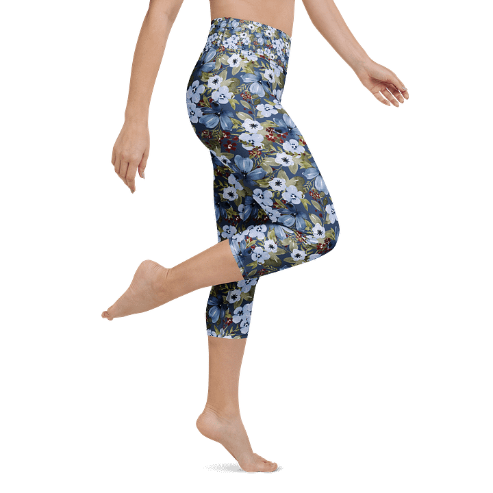 Flowers Garden Capri Leggings product image (1)