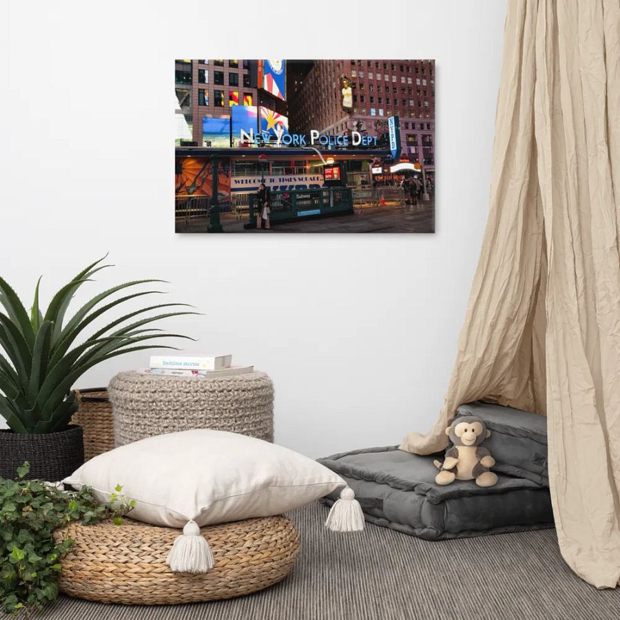 Times Square NYPD product image (7)