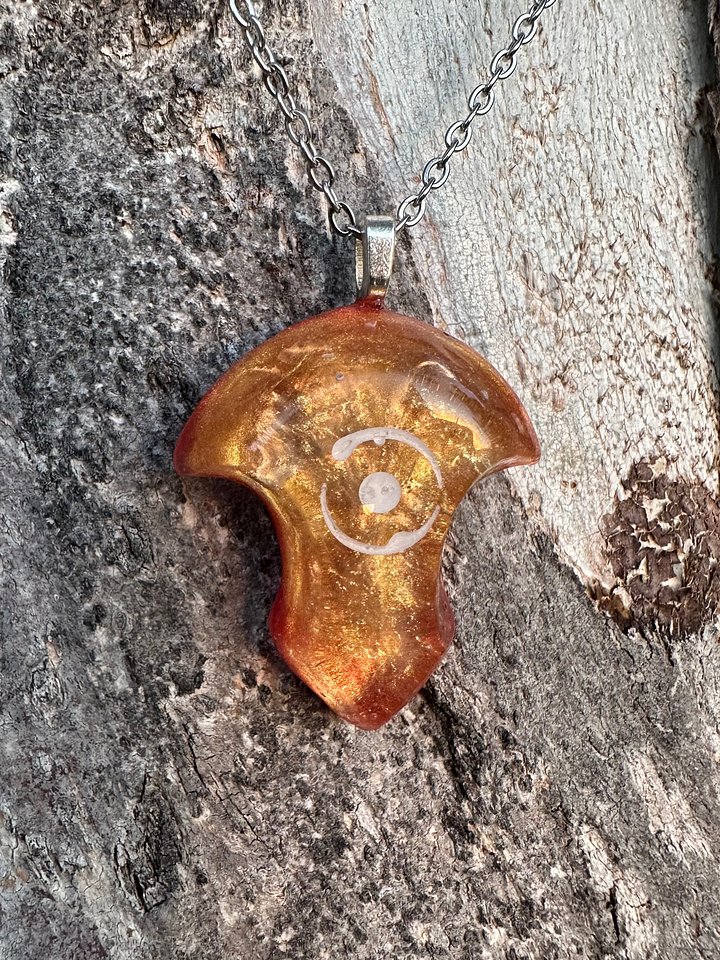 Custom Azem Crystal Necklace product image (2)
