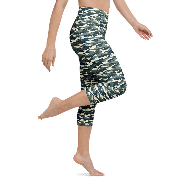 Frosted Camo Yoga Capri Leggings product image (2)
