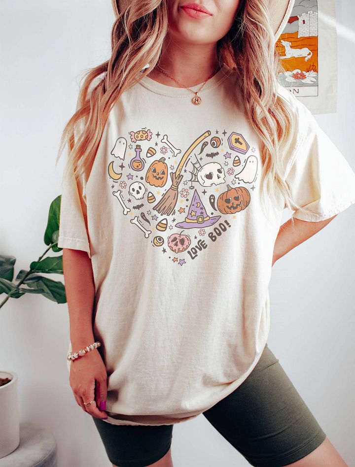 Heart-Shaped Fall and Halloween Design Elements T-Shirt | Fall and Halloween T-Shirt Design product image (10)