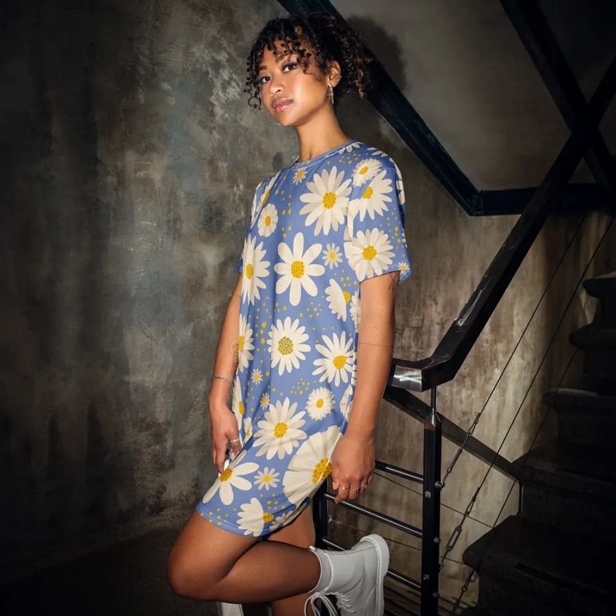 Tizzy Dress product image (1)