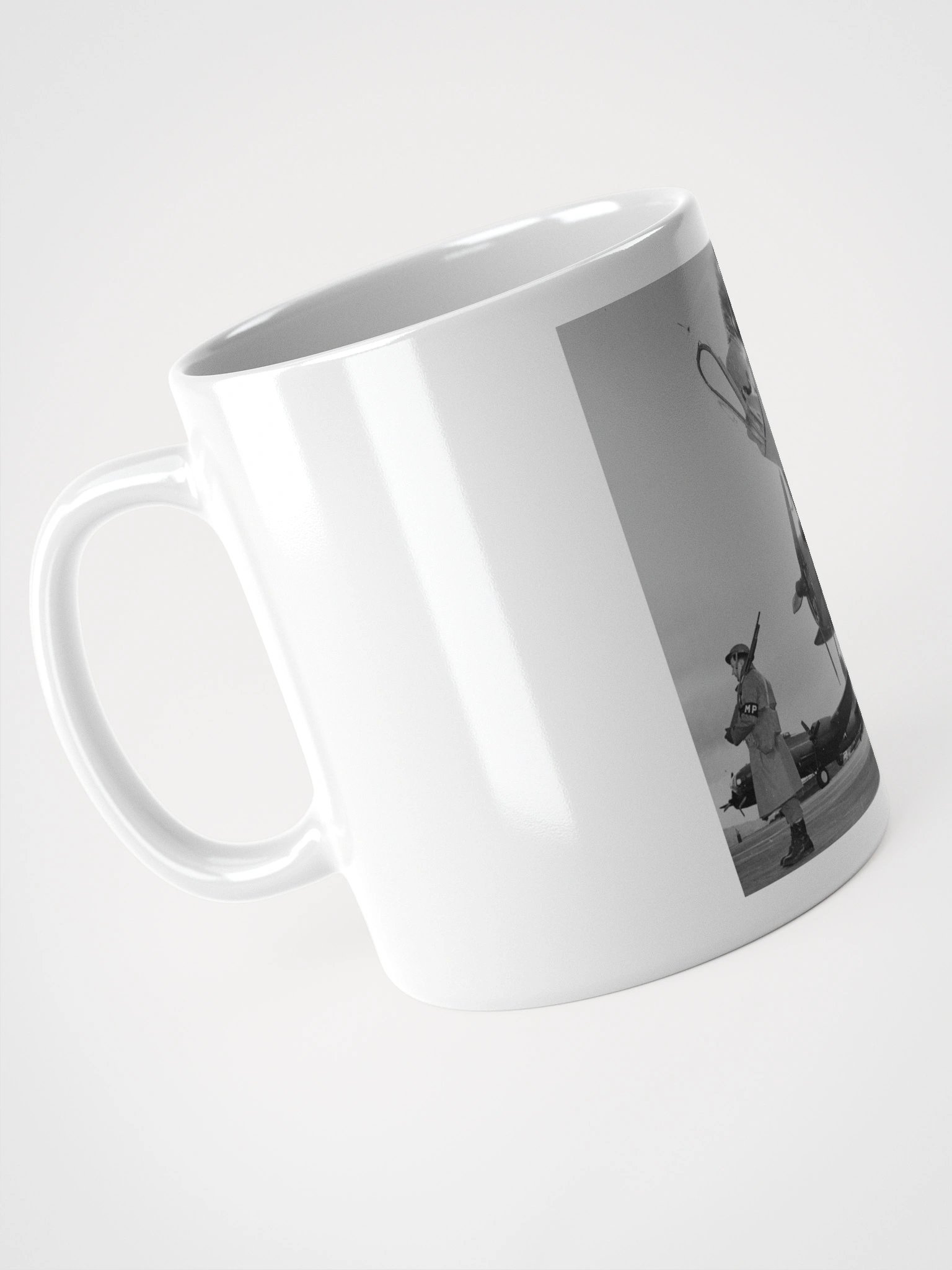 Flying Fortress (mug) product image (5)