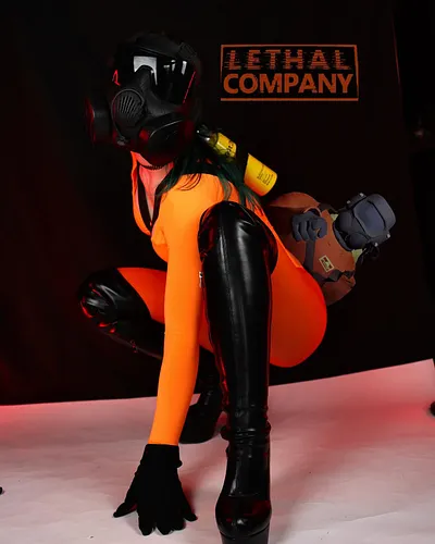 I’m a great asset to the company, I swear!🛑
-
More photos on my Patreon!
-
#lethalcompany #lethalcompanycosplay #lethalcompan...