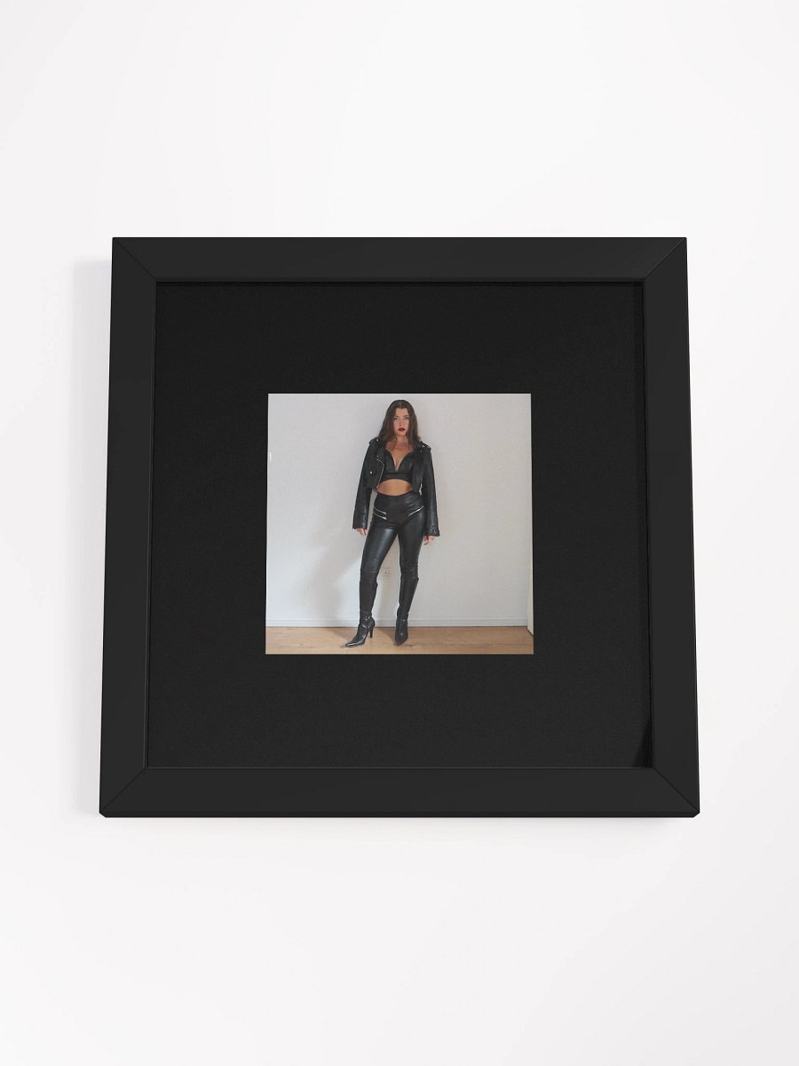 Demand | signature look wall art square framed matt product image (4)
