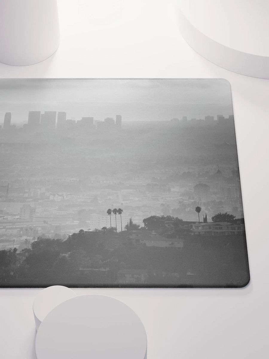 Game Pad - Los Angeles product image (9)