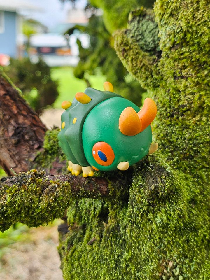 Grumpii Dracapilla Art Toy product image (2)