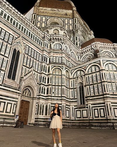 bunch of pictures of me at the Duomo because it's one of the coolest things I've ever seen + cool naked statues + Florentine ...