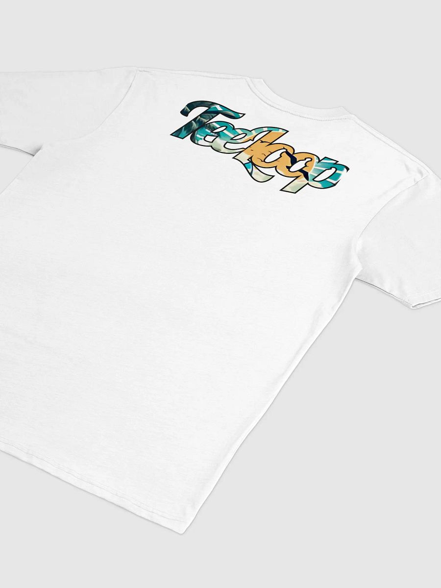 Vintage Beach Vibes: Classic Summer T-Shirt Featuring Retro Car Design product image (24)
