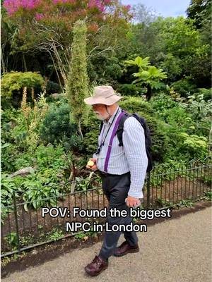 Found the biggest NPC in London #fyp #foryou #viral 