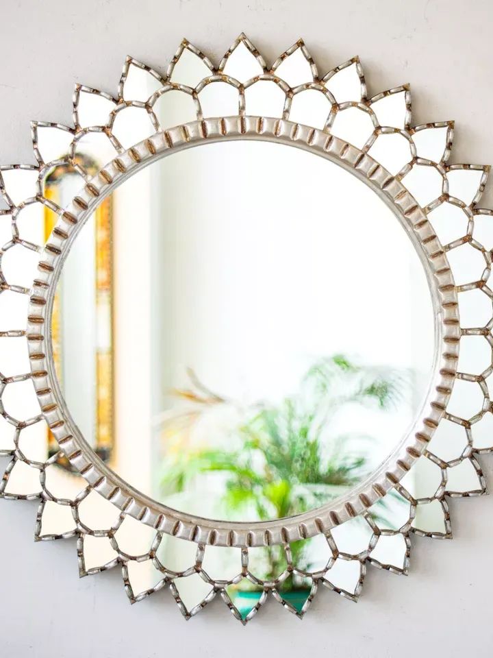 Decorative Round Large Mirror wall art home, Peruvian Accent Silver Mirror 27.6