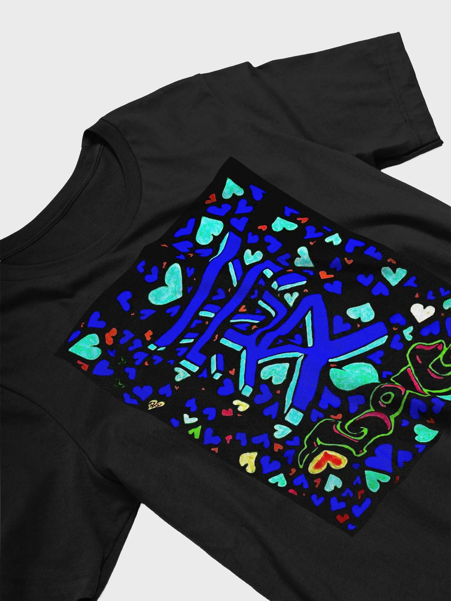 Love Symbol Graffiti T-Shirt product image (19)