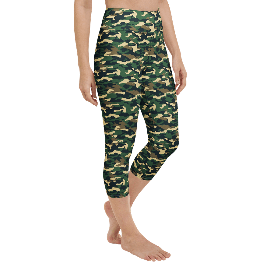 Jungle Camo Yoga Capri Leggings product image (3)
