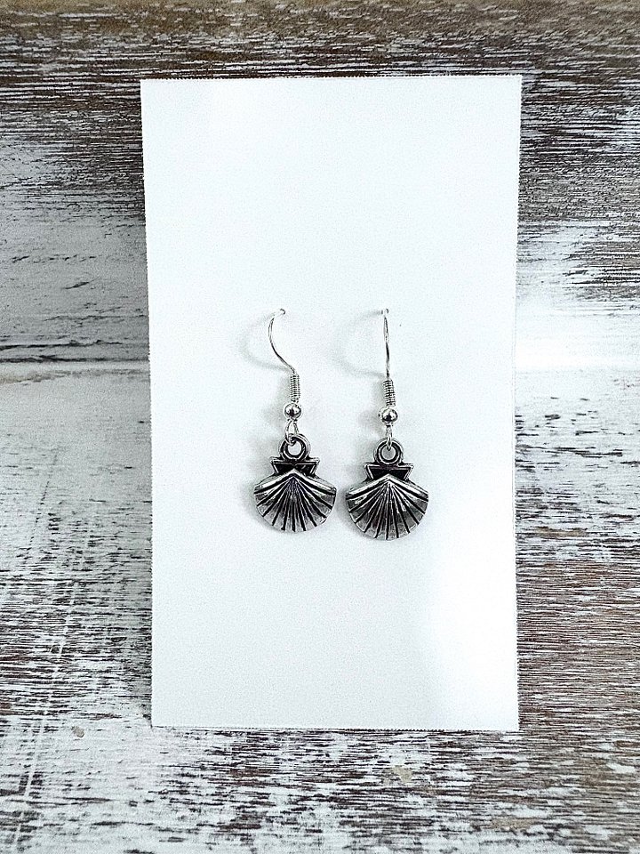 MFD-00125 | Handmade Silver-Tone Metallic Scallop Earrings | Monique Faella Designs™ product image (2)