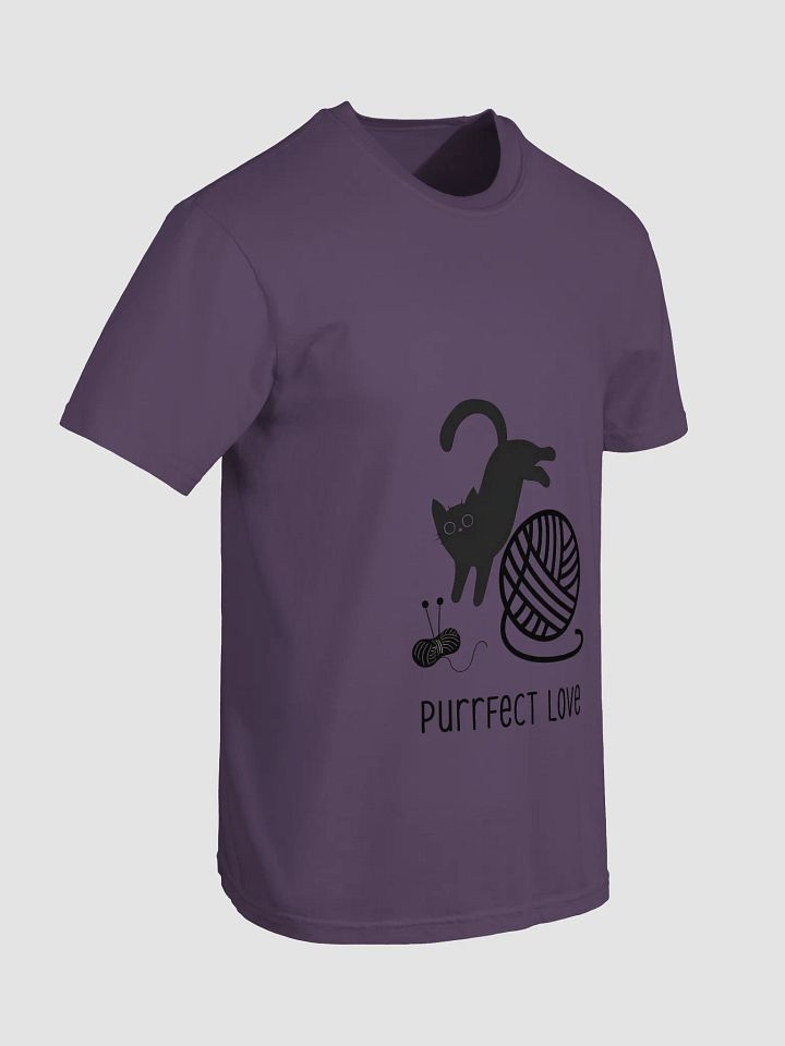 Black Cat with a knitting ball | T-shirt product image (12)