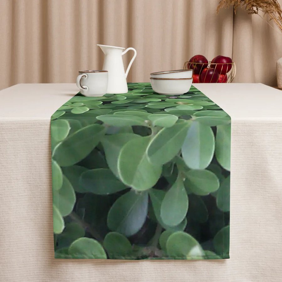 "Green Leaf" Table Runner product image (3)