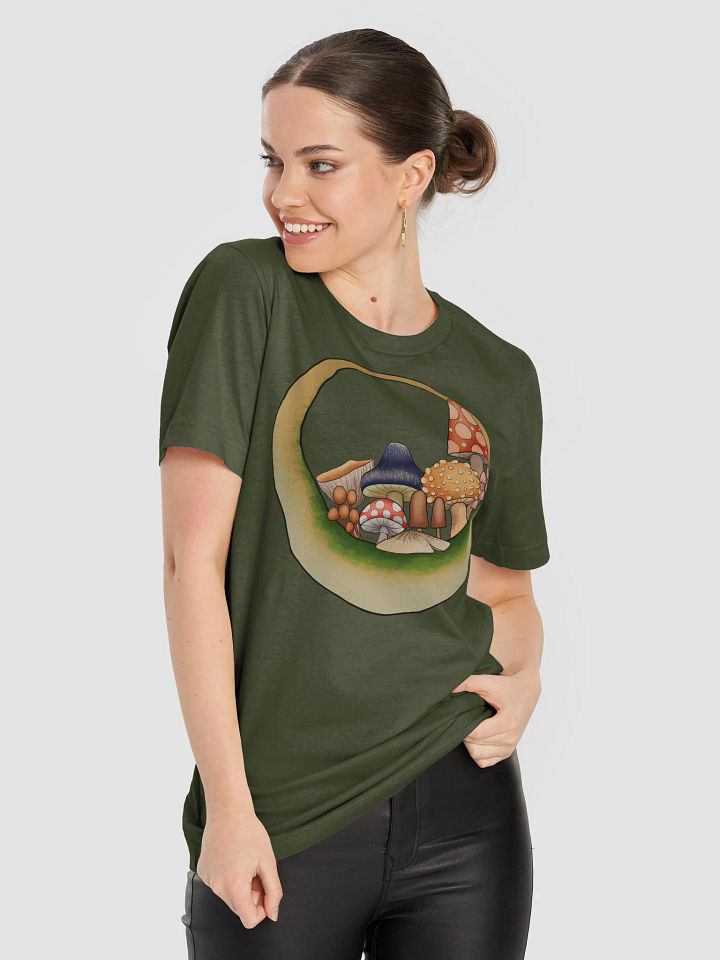 Moonie Shrooms Unisex T-Shirt product image (10)