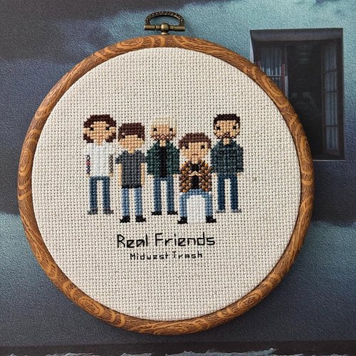 . @realfriendsband has been my lifeline in an incredibly rough year. I sobbed and screamed all the lyrics at barricade at the...