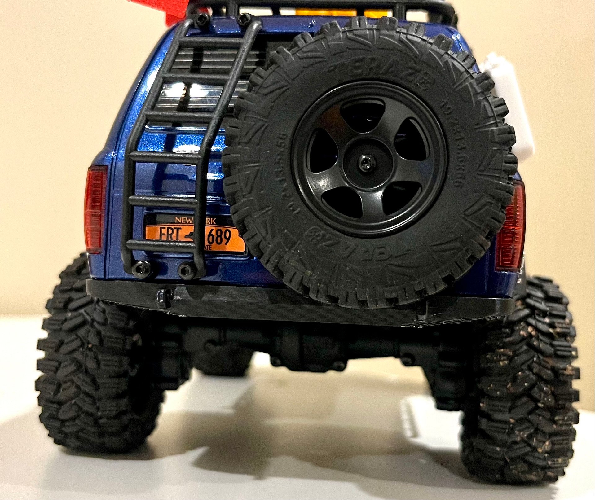 FMS FCX18 Lc80 Classic Bumpers product image (3)