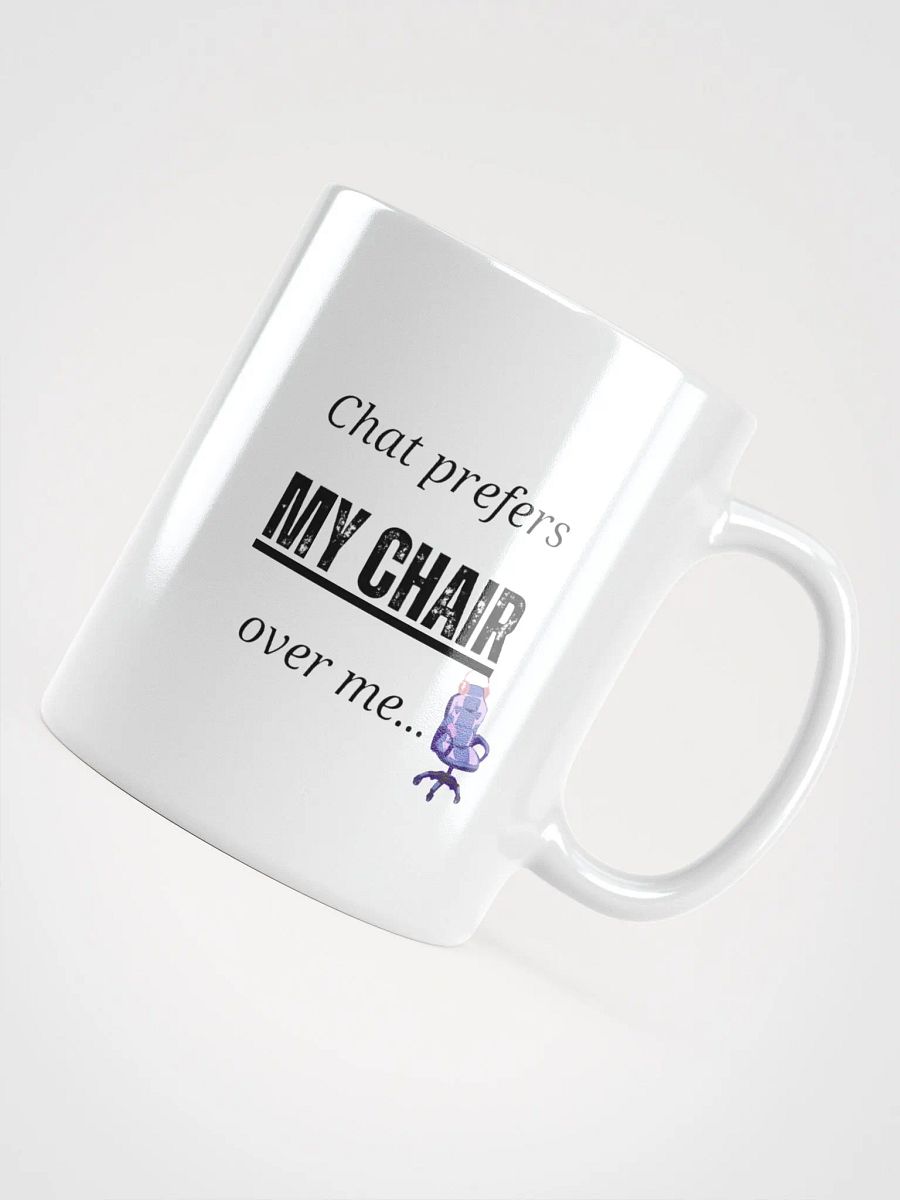'Chat prefers my chair over me' - Mug product image (4)