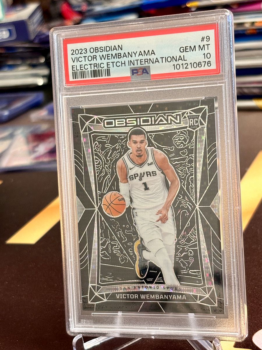 2023-24 Panini Obsidian Victor Wembanyama Rookie International Electric Etch Black Pulsar PSA 10 product image (1)