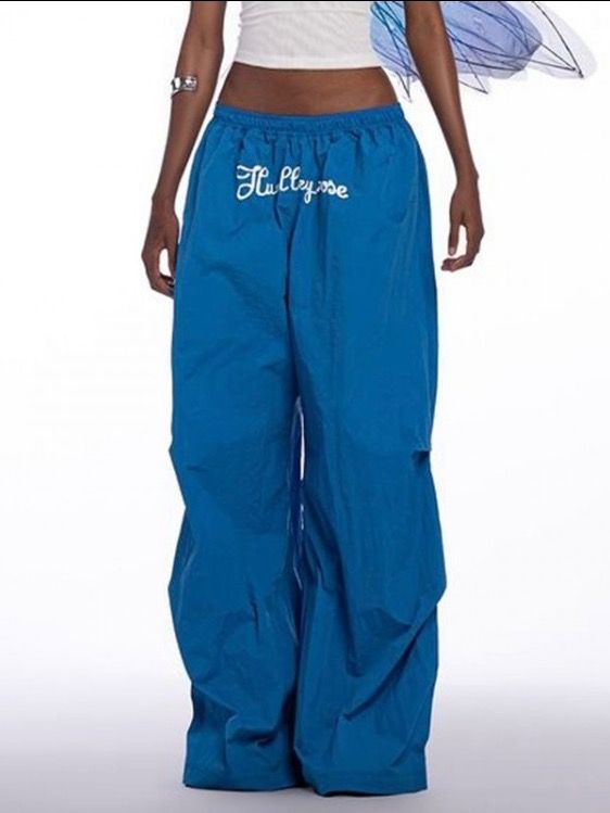 Graphic sweats product image (1)
