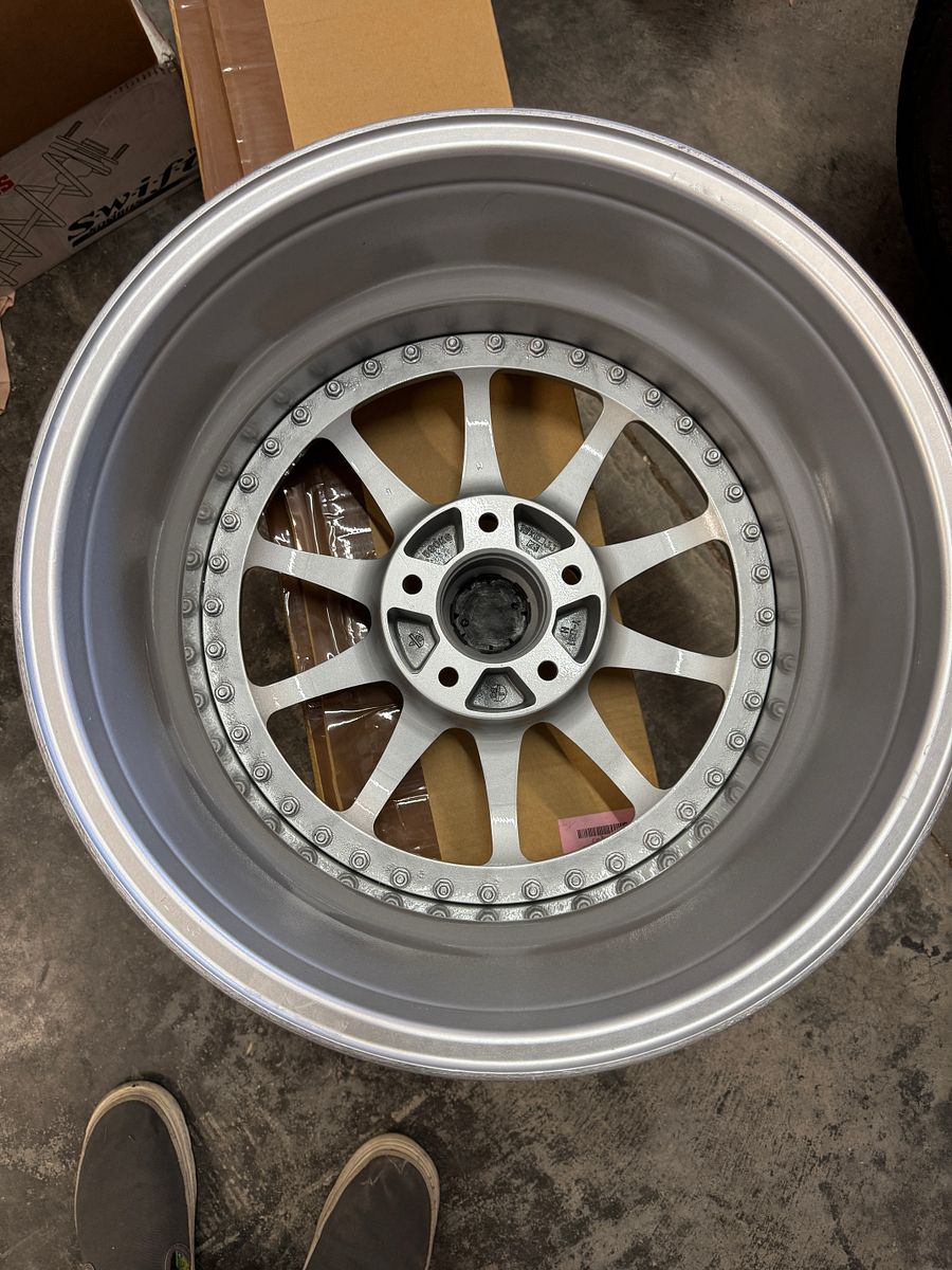 Blitz BRW 01 - 18x9 +23 (5x114.3) - Used product image (12)