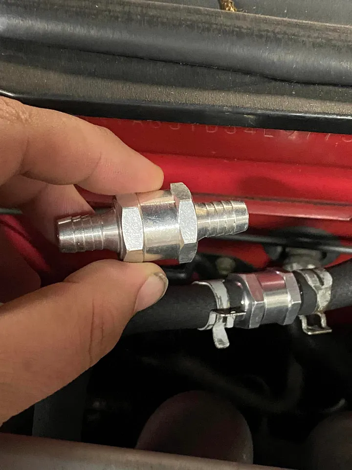 3/8 one way valve product image (1)