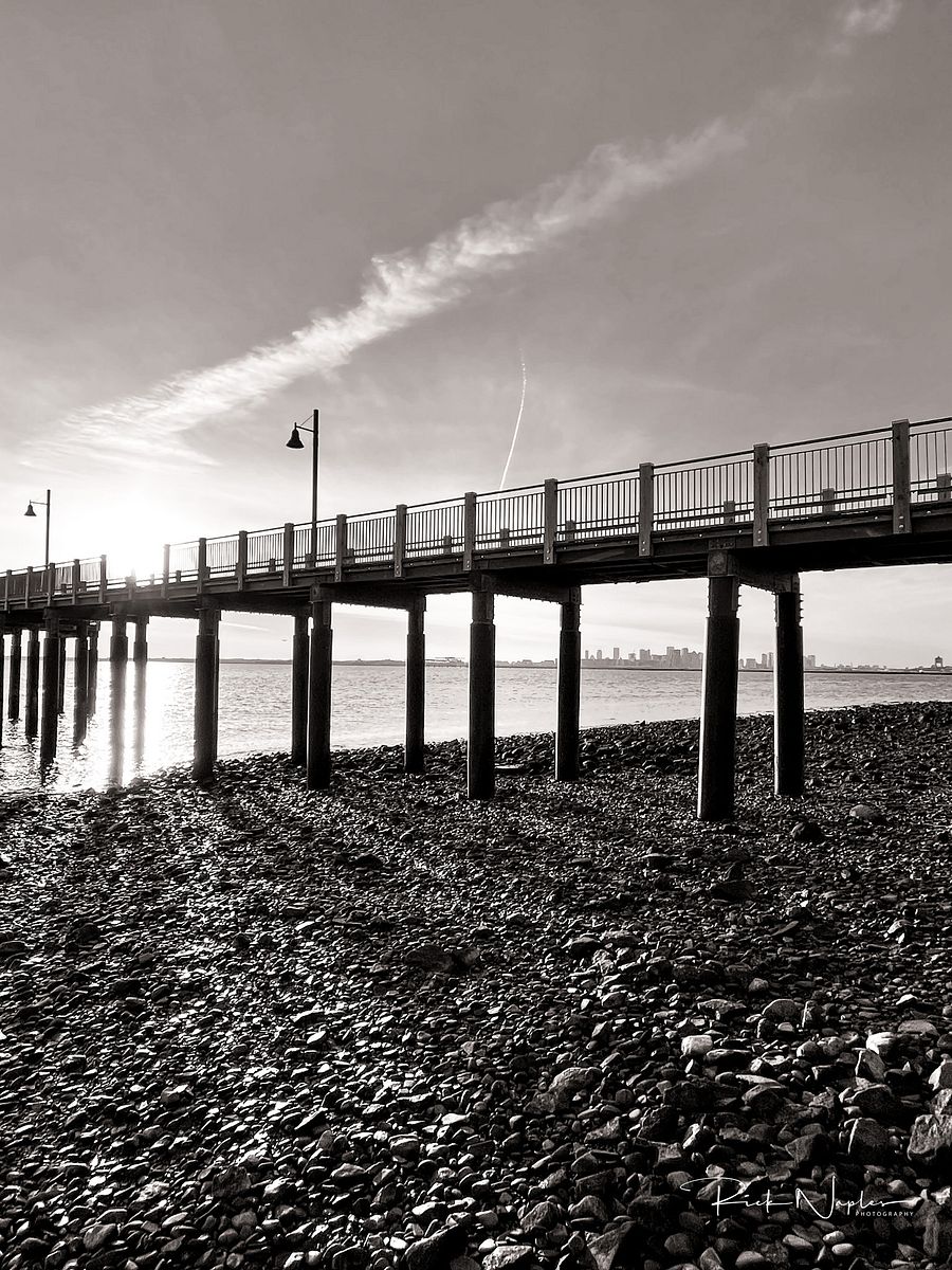 BLACK AND WHITE PHOTOGRAPHY product image (3)