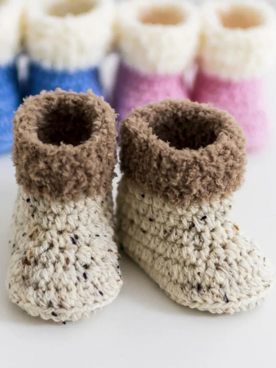 Crochet Pattern: Warm Baby Booties product image (9)