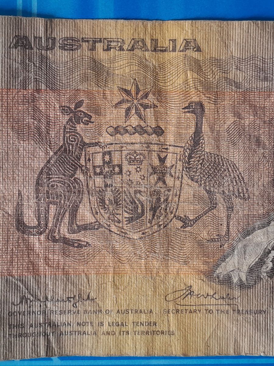 One Australia dollar product image (2)
